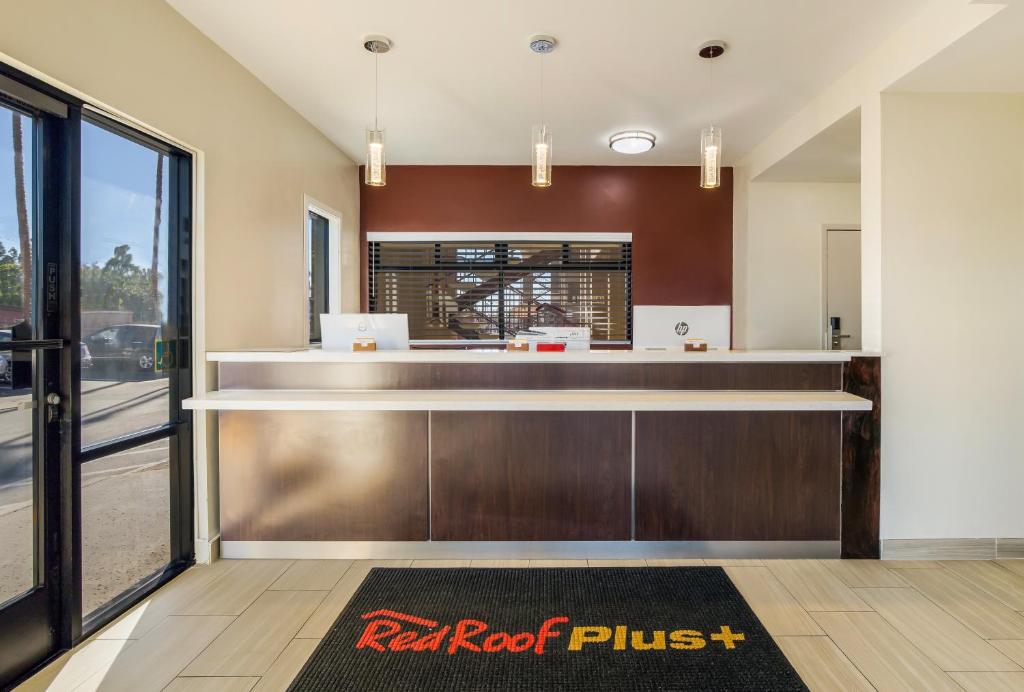 Red Roof Inn PLUS+ Chula Vista image 18